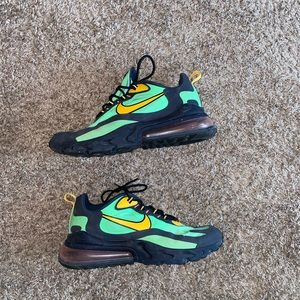 NIKE AIR MAX 270 REACT